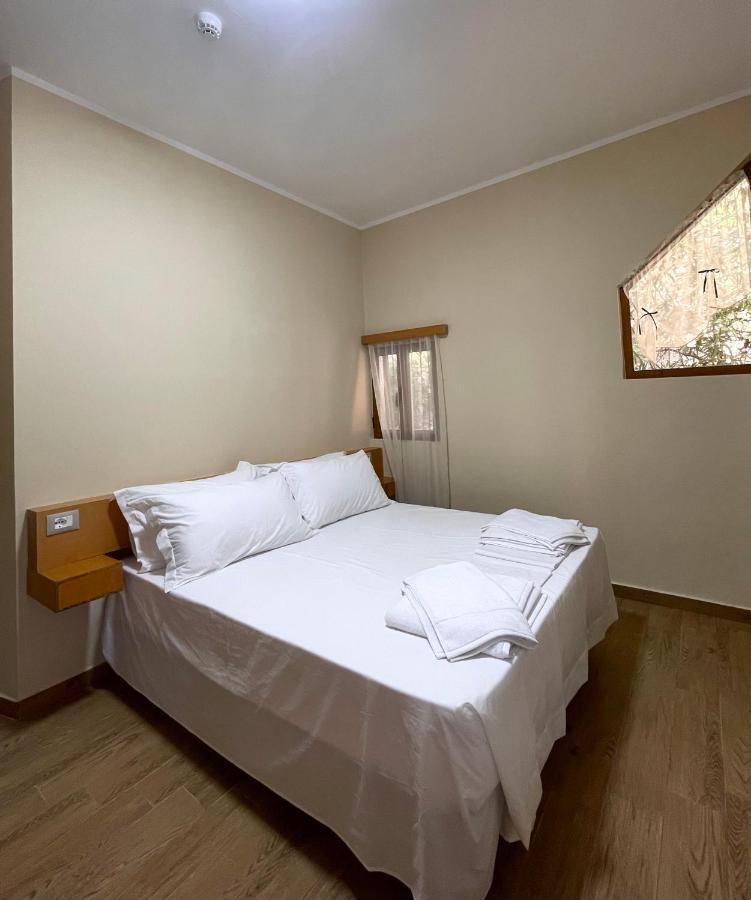 Tekada Hotel & Restaurant Влёра Экстерьер фото
